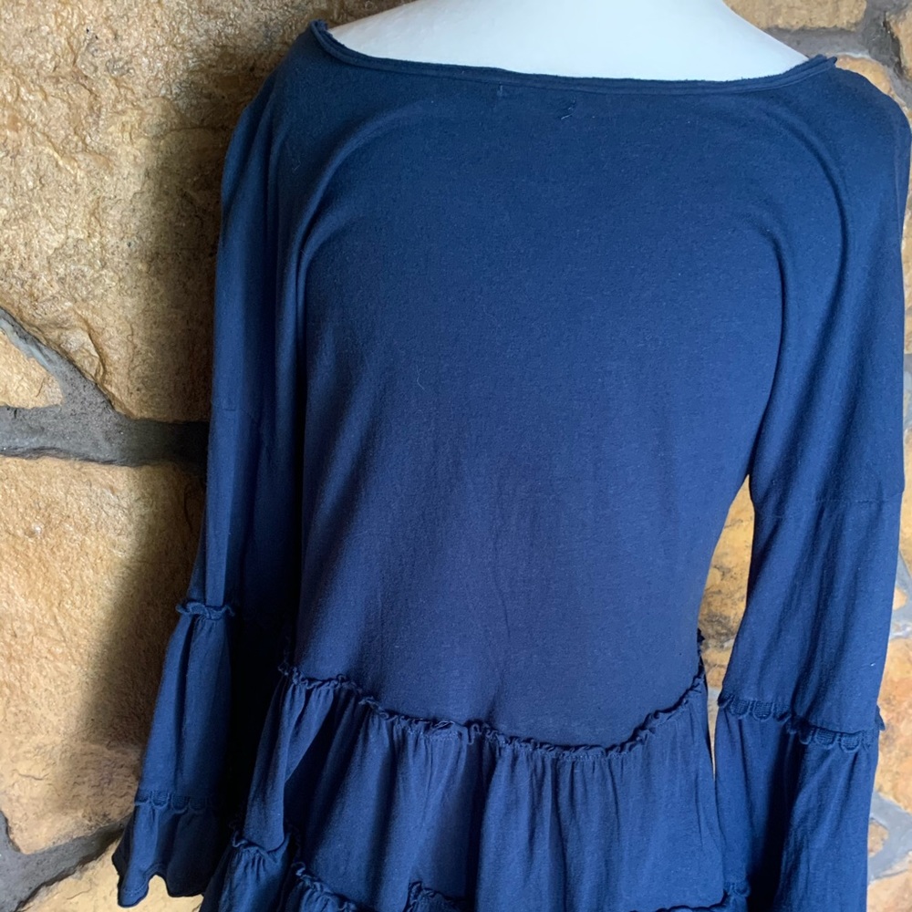 EUC Hannah Blue Knit Top with Ruffle - Size Medium - Picture 13 of 16